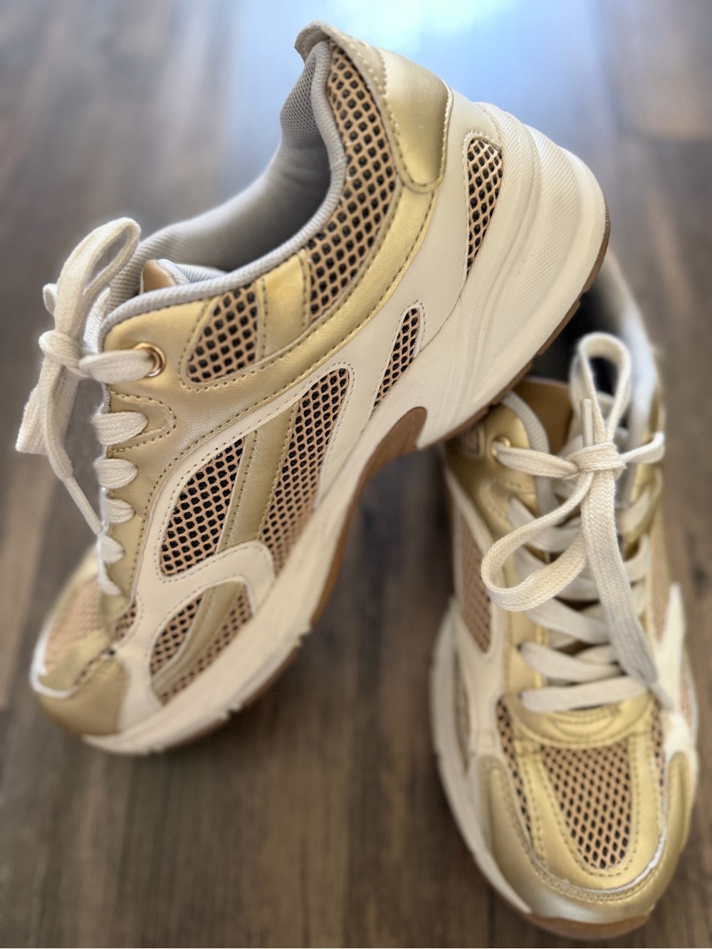 Guess Metallic Gold White Mesh Running Sneakers Tennis Shoes Athleisure Y2K 8